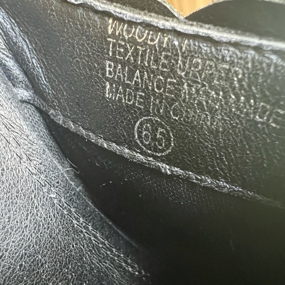 Chase and Chloe brand Black suede Clogs with Wooden Heel size 6.5 - Picture 9 of 9